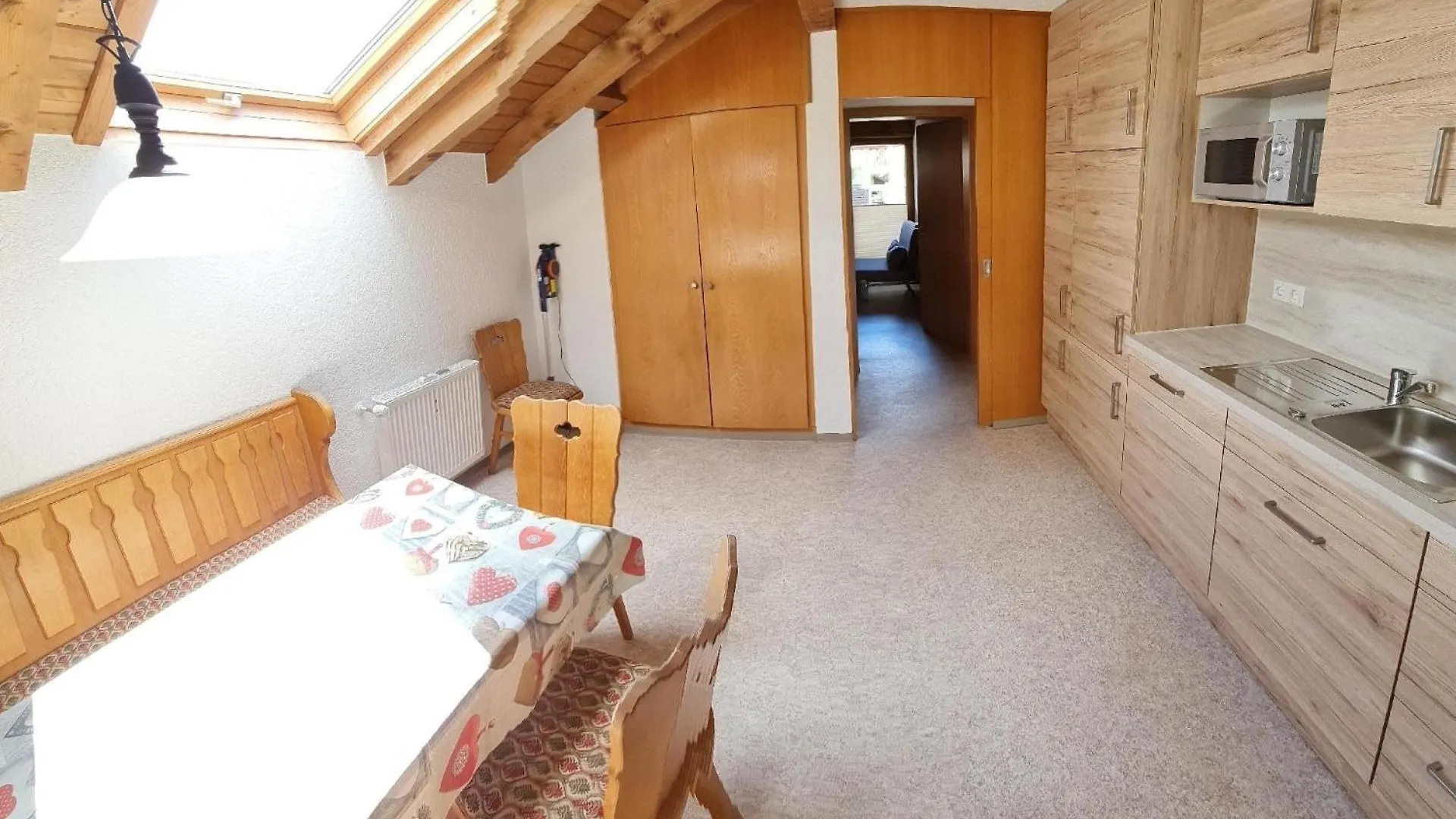 Apartment Wohnung Sonnenaufgang Mit 2 Balkonen Im Haus Bucheneck In Oberstdorf-Tiefenbach Germany