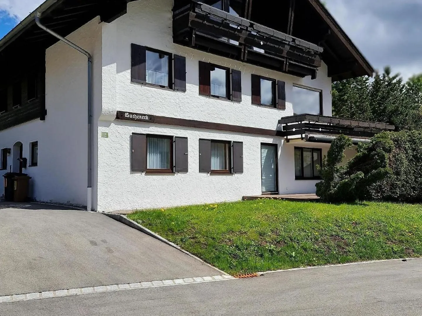 Wohnung Sonnenaufgang Mit 2 Balkonen Im Haus Bucheneck In Oberstdorf-Tiefenbach